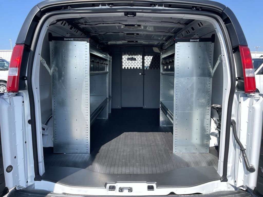 New 2025 Chevrolet Express 2500 w/ Driver Convenience Package RWD image 16
