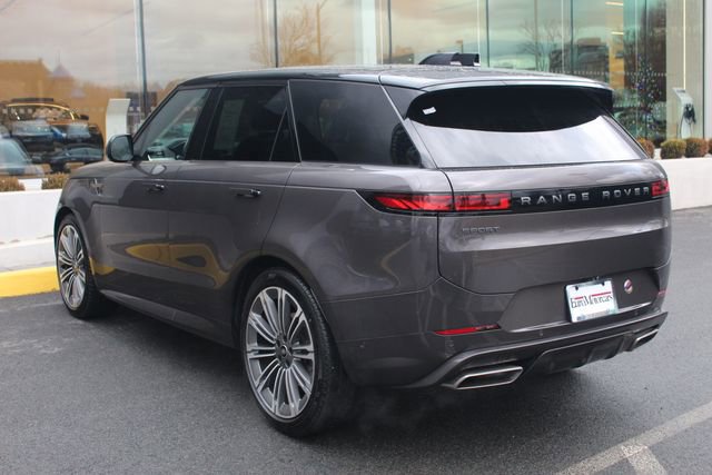 Used 2025 Land Rover Range Rover Sport Dynamic SE image 11