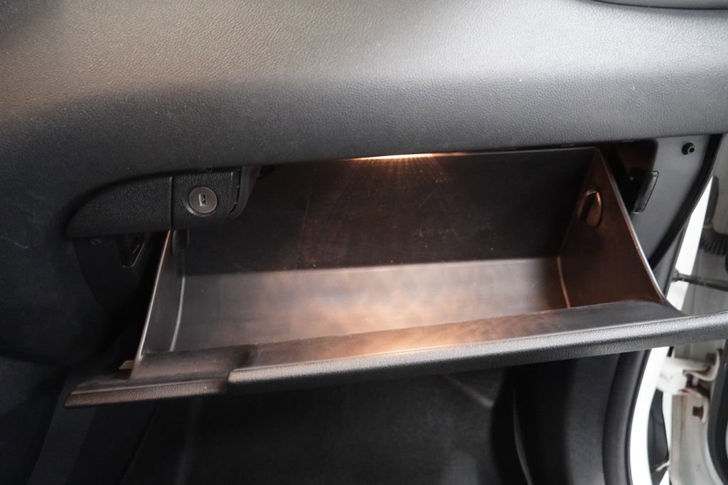 Used 2016 Kia Sorento LX w/ LX Convenience Package image 34