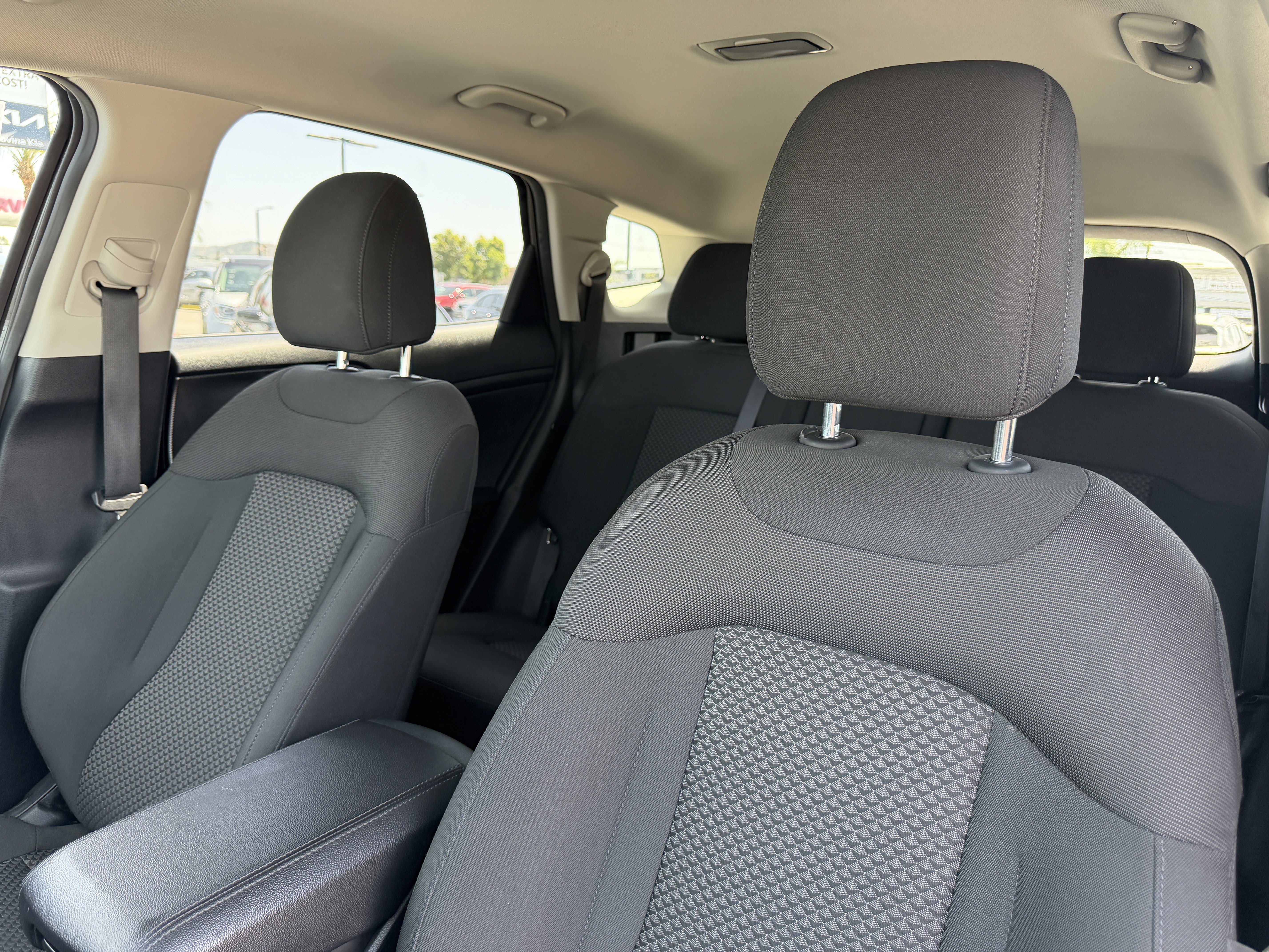Certified 2024 Kia Sportage LX FWD image 16