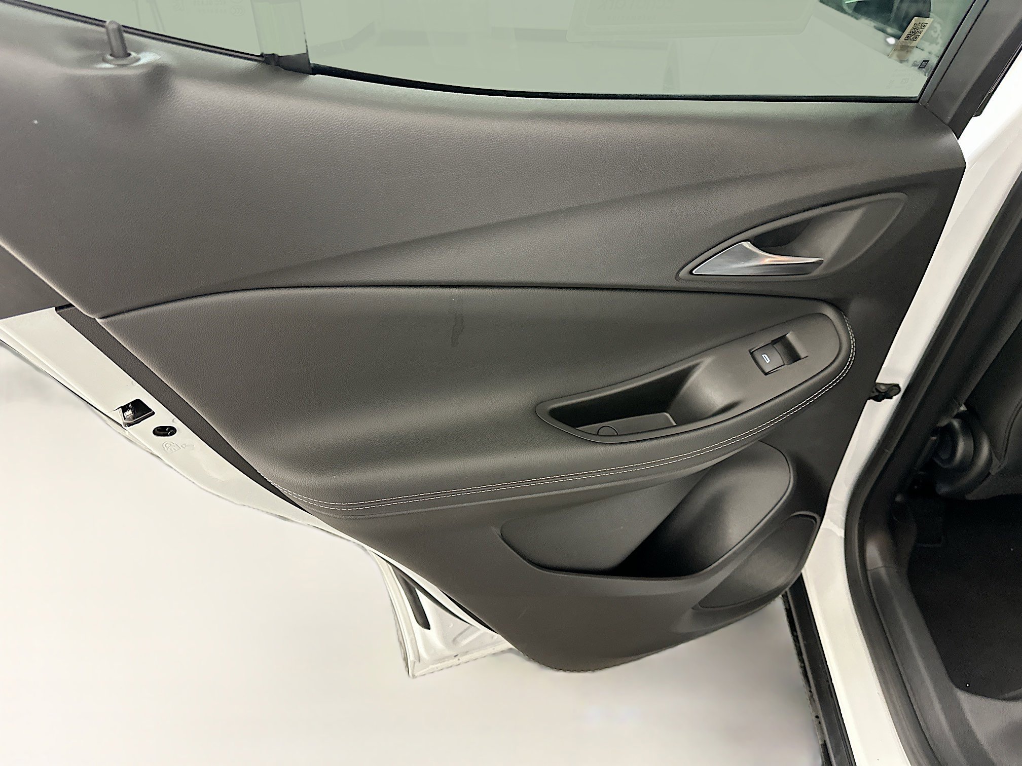 Used 2025 Buick Encore GX Preferred image 26