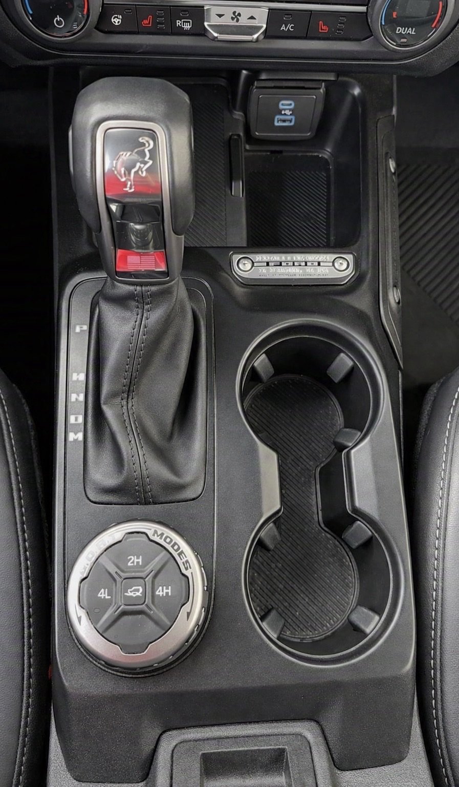 Used 2025 Ford Bronco Outer Banks AWD/4WD image 21
