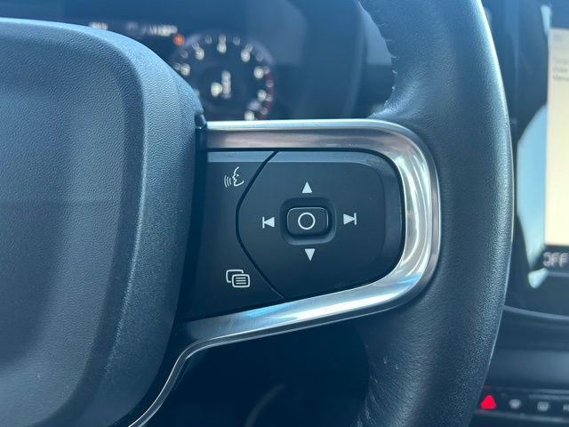 Used 2019 Volvo XC40 T5 Momentum AWD/4WD image 21