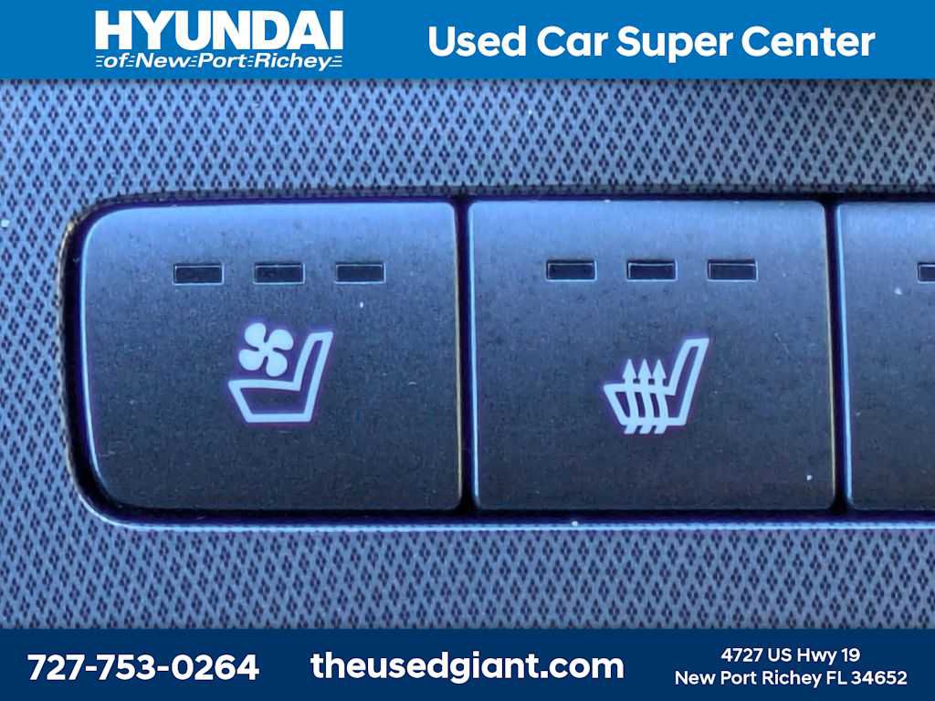 Used 2023 Hyundai Santa Fe Calligraphy w/ Cargo Package AWD/4WD image 32
