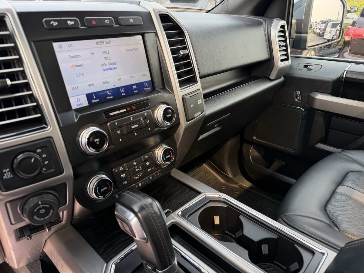 Used 2020 Ford F150 Platinum w/ Technology Package AWD/4WD image 17