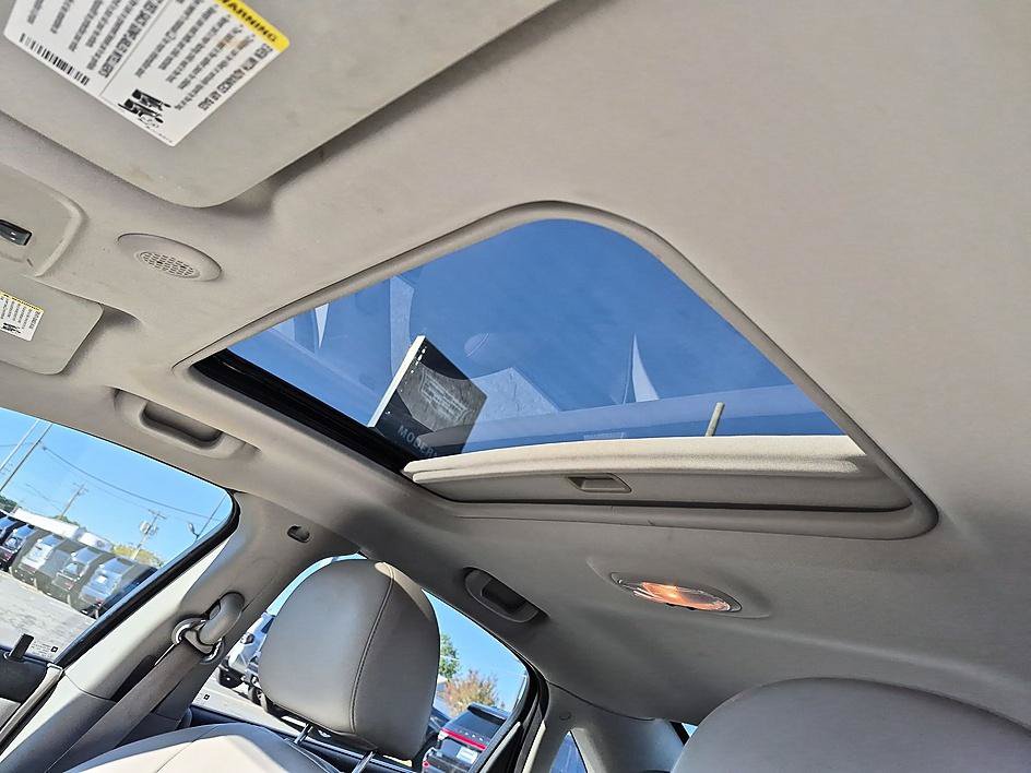 Used 2012 Chevrolet Impala LTZ FWD image 26