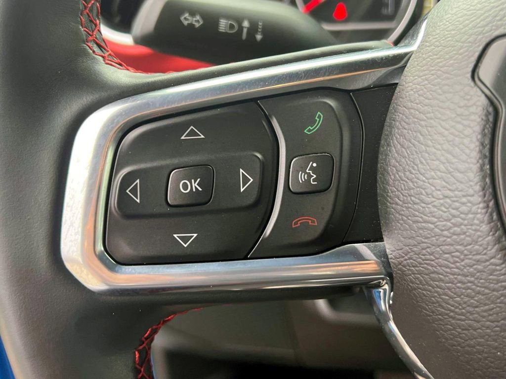 Used 2022 Jeep Wrangler Rubicon w/ Steel Bumper Group AWD/4WD image 17