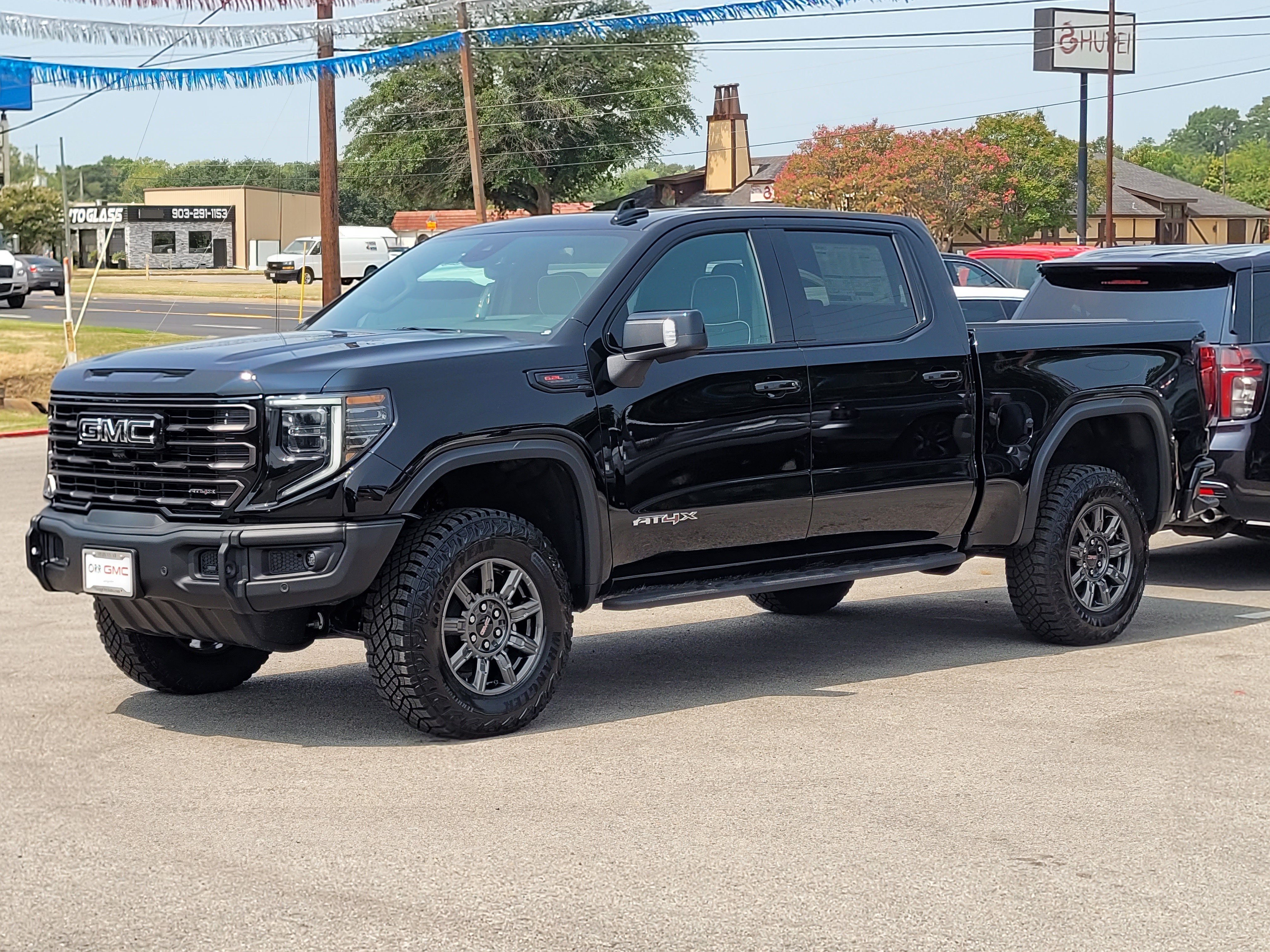 New 2026 GMC Sierra 1500 AT4X w/ LPO, Black Badging Package AWD/4WD image 3