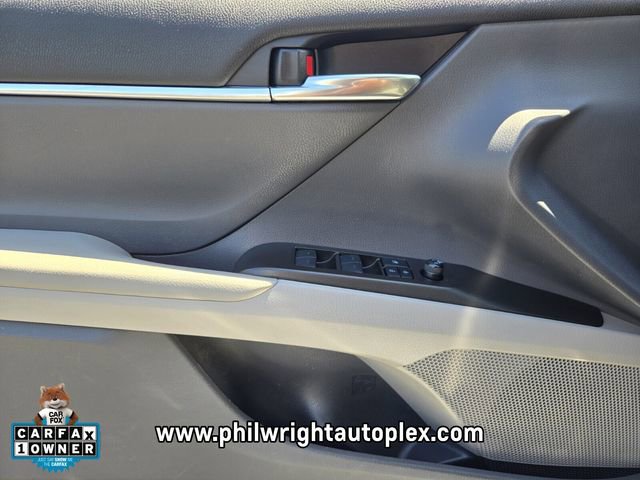 Used 2021 Toyota Camry LE FWD image 27