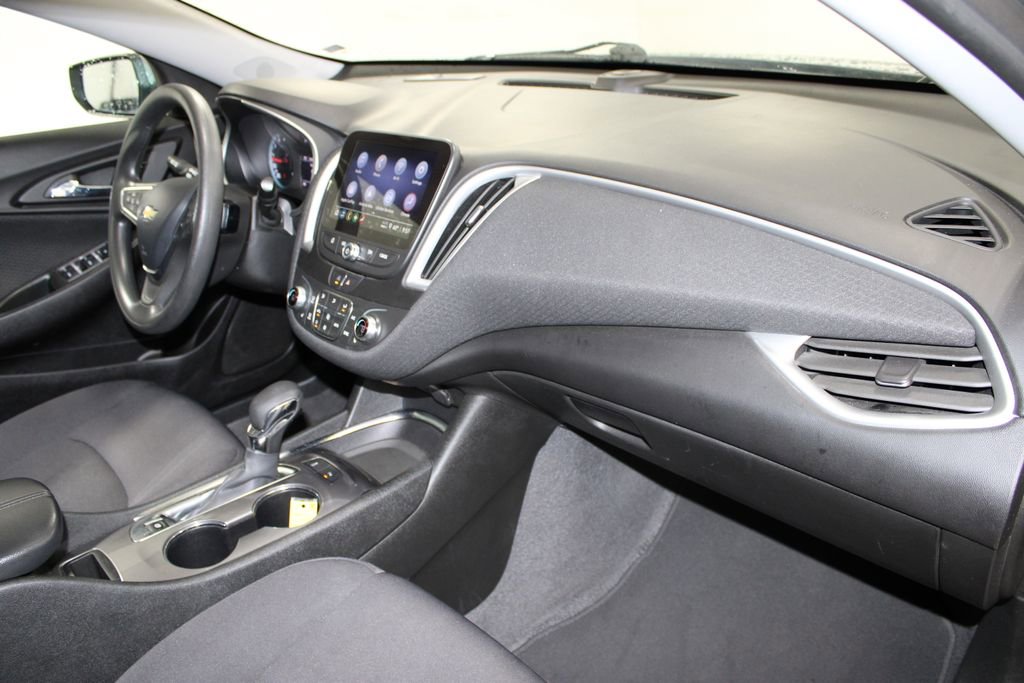 Used 2024 Chevrolet Malibu LT image 26