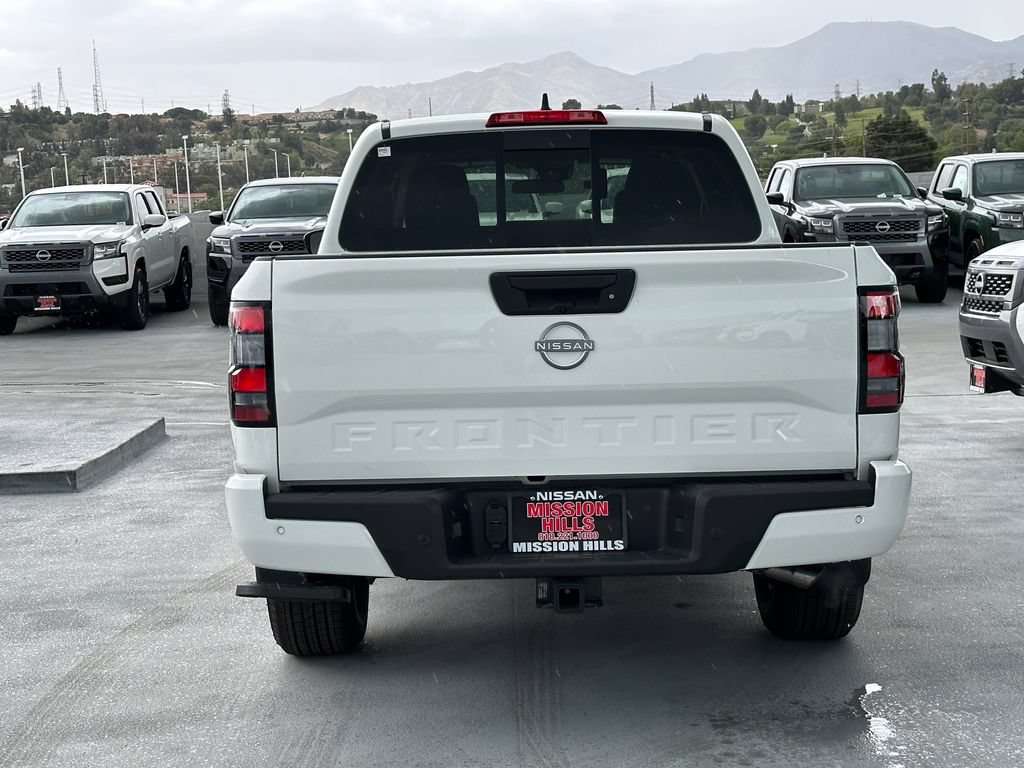 New 2026 Nissan Frontier SV w/ Tow Package RWD image 5
