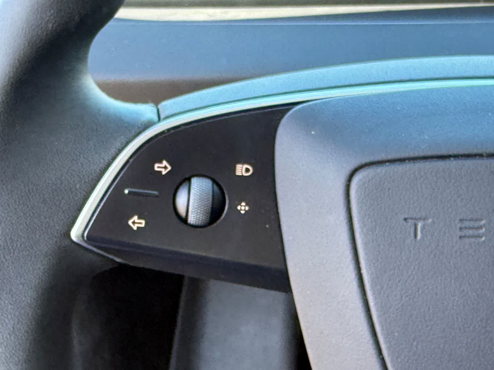 Used 2025 Tesla Model 3 Long Range RWD image 17