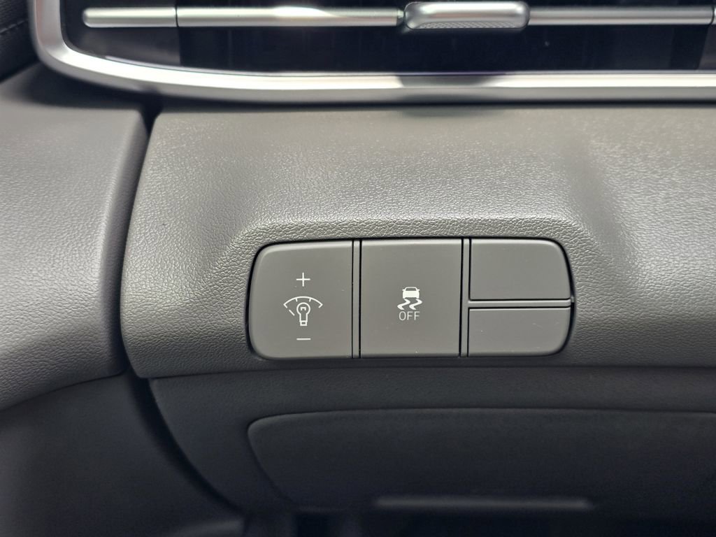 Used 2024 Hyundai Elantra SEL FWD image 22