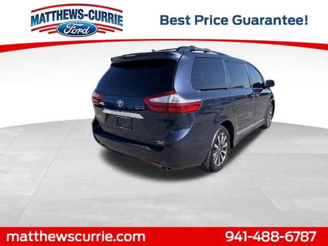Used 2019 Toyota Sienna Limited Premium w/ Outdoor Package AWD/4WD image 4