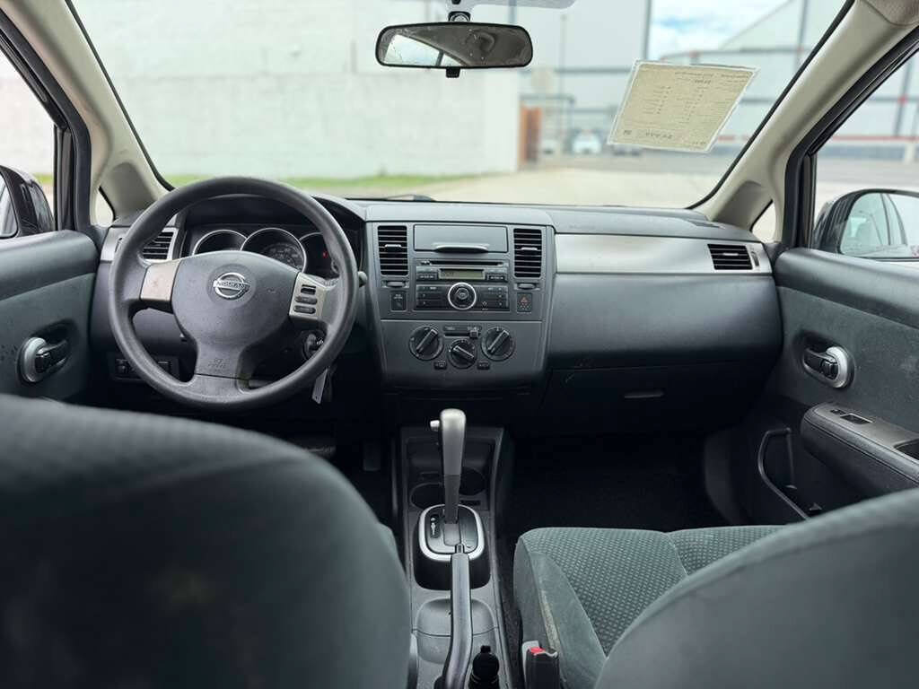 Used 2011 Nissan Versa 1.8 S w/ Plus Pkg FWD image 13