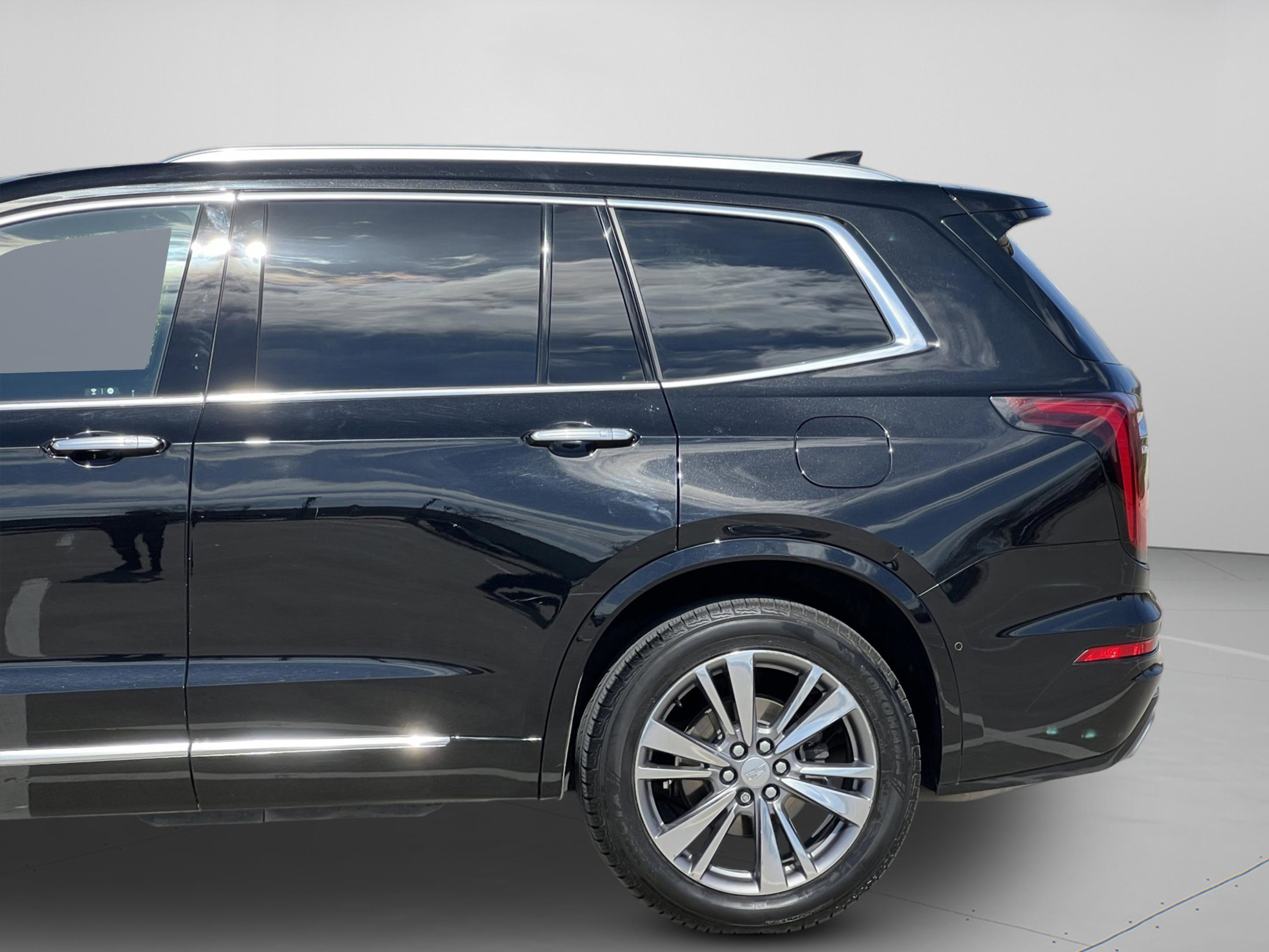 Used 2020 Cadillac XT6 Premium Luxury image 6