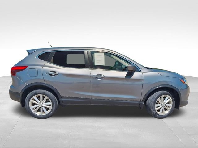 Used 2017 Nissan Rogue Sport S w/ S Appearance Package AWD/4WD image 8
