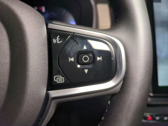 New 2026 Volvo XC90 B6 Plus w/ Protection Package Premier image 19