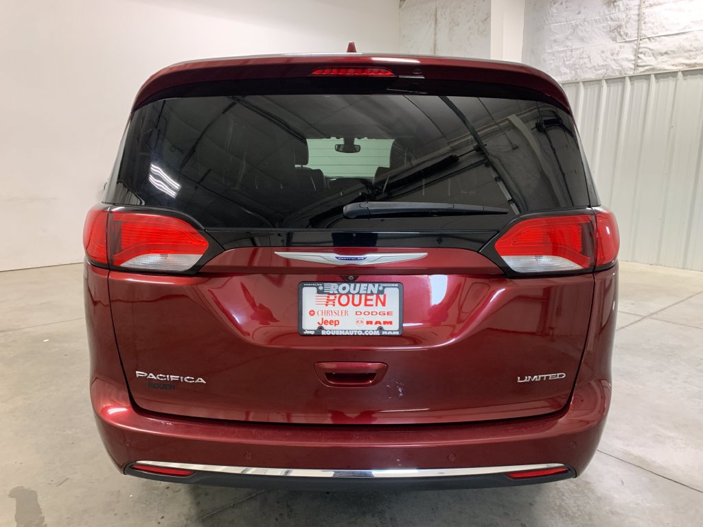 Used 2019 Chrysler Pacifica Limited FWD image 29