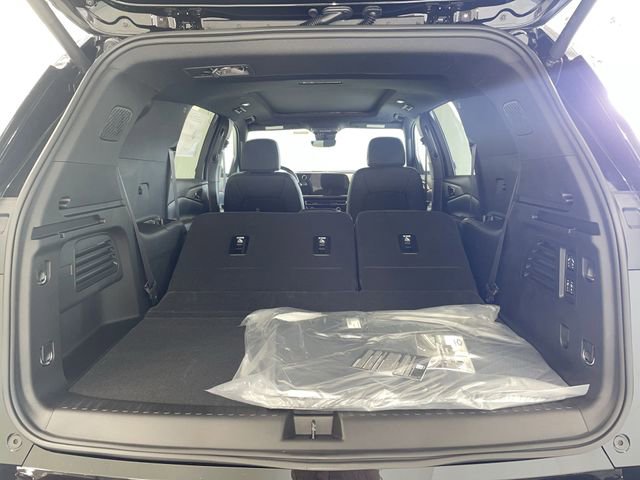 New 2026 Chevrolet Traverse RS image 18