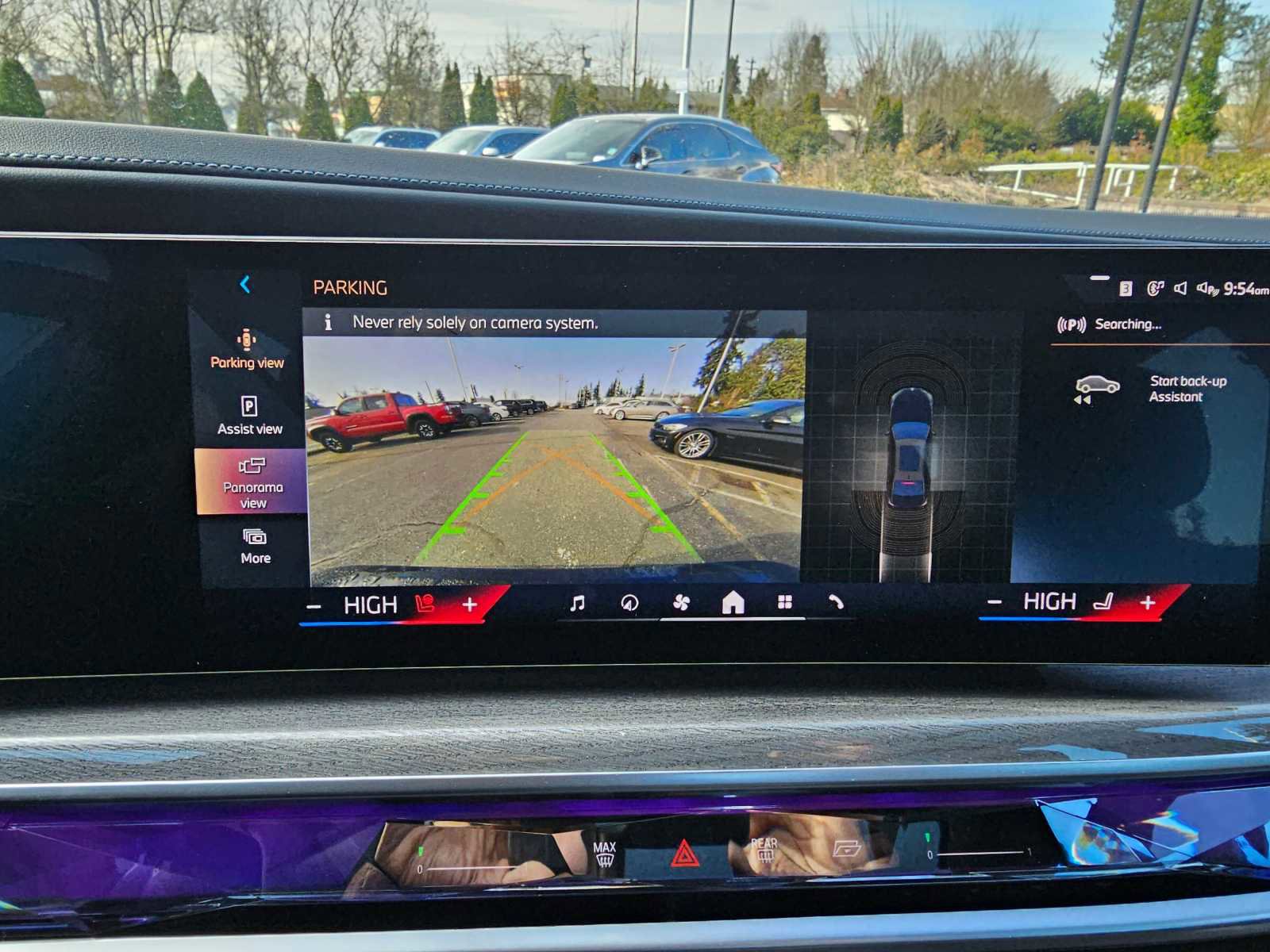 New 2024 BMW i7 xDrive60 image 31