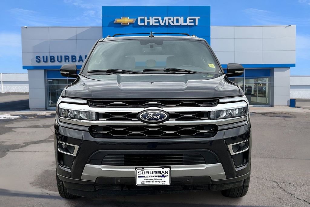 Used 2024 Ford Expedition Limited image 3