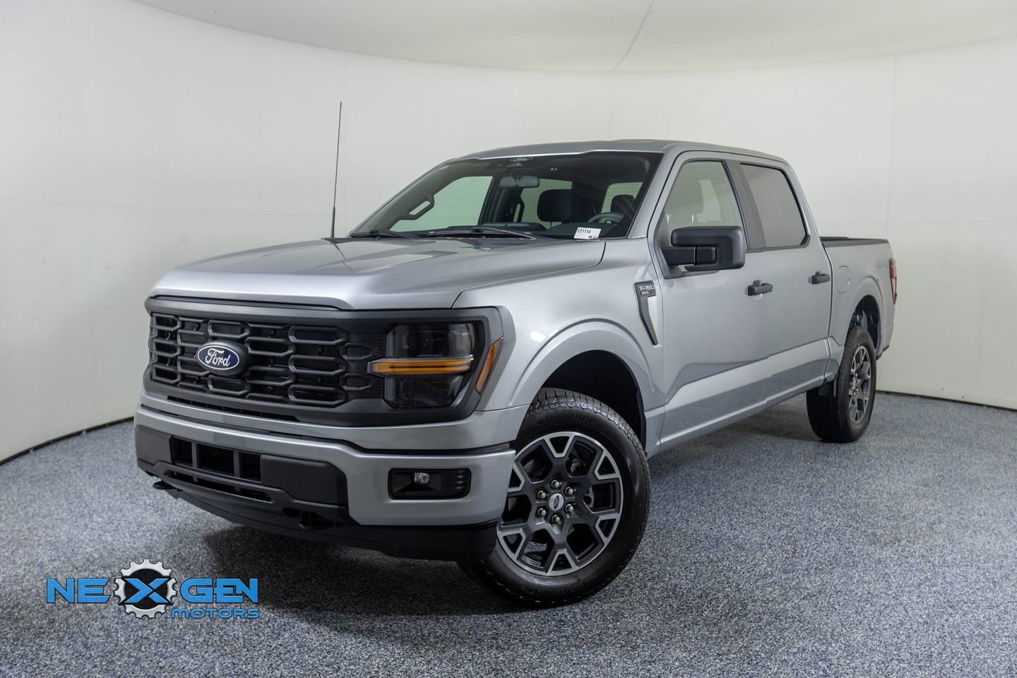 Used 2024 Ford F150 STX image 3