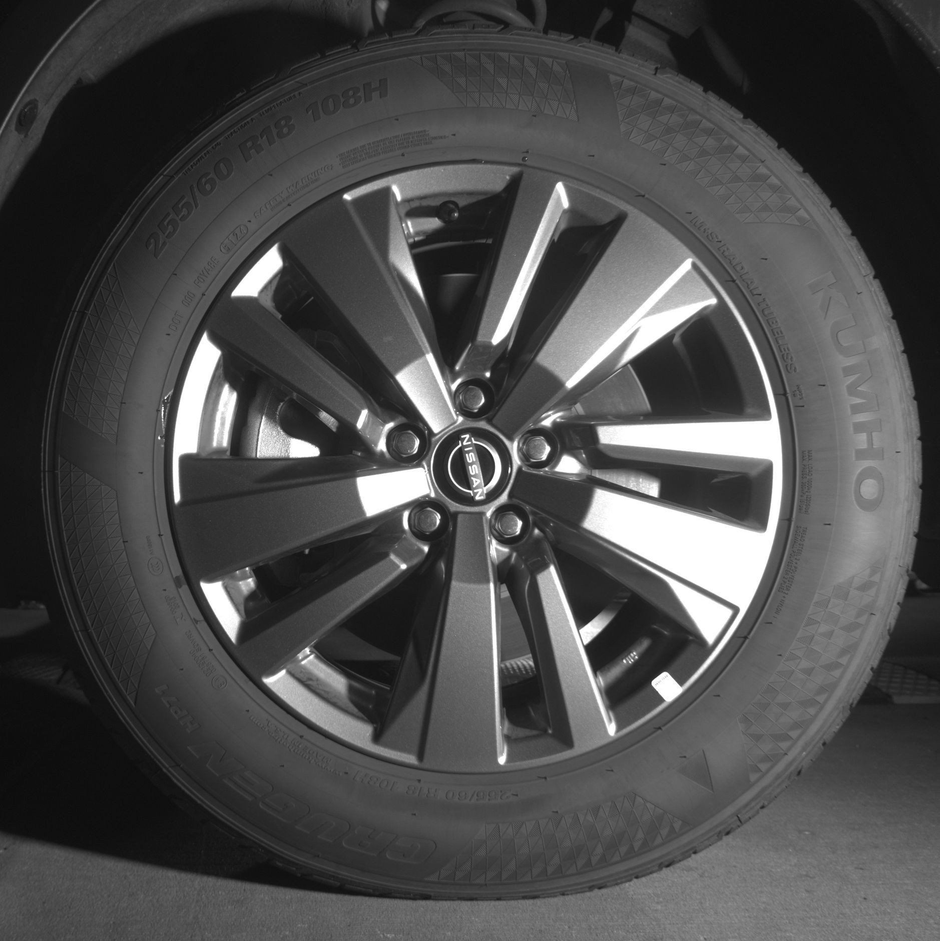 Used 2025 Nissan Pathfinder SV image 12
