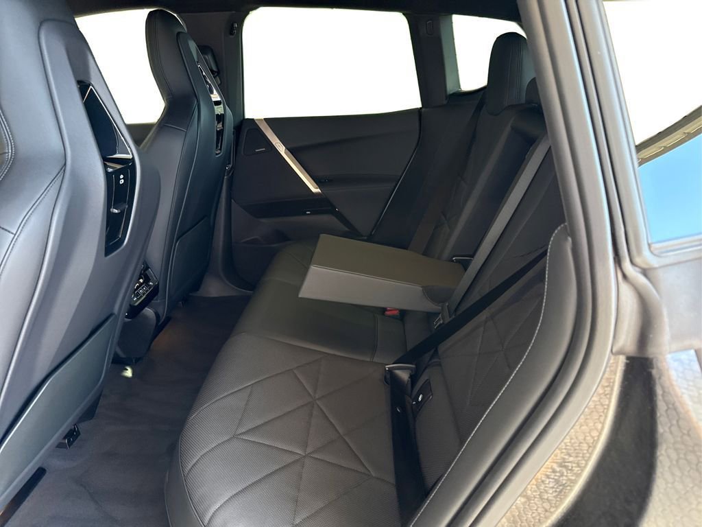 New 2026 BMW iX xDrive60 w/ Premium Package image 10