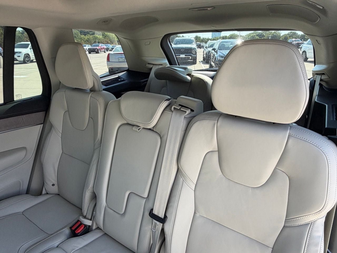 New 2027 Volvo XC90 B6 Ultra AWD/4WD image 22