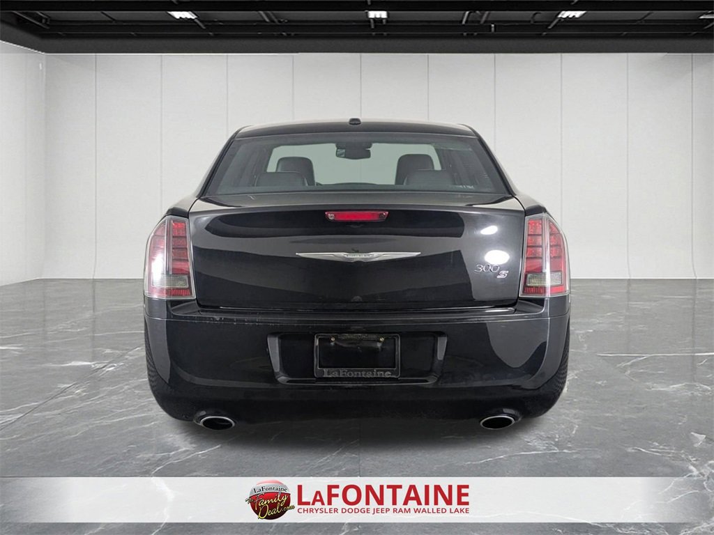 Used 2014 Chrysler 300 S image 4