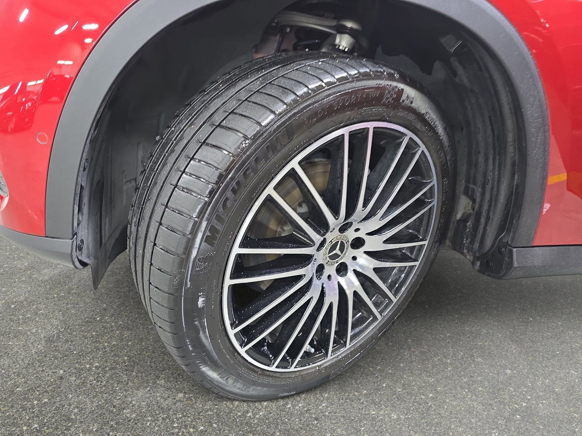 Used 2023 Mercedes-Benz GLC 300 4MATIC image 31