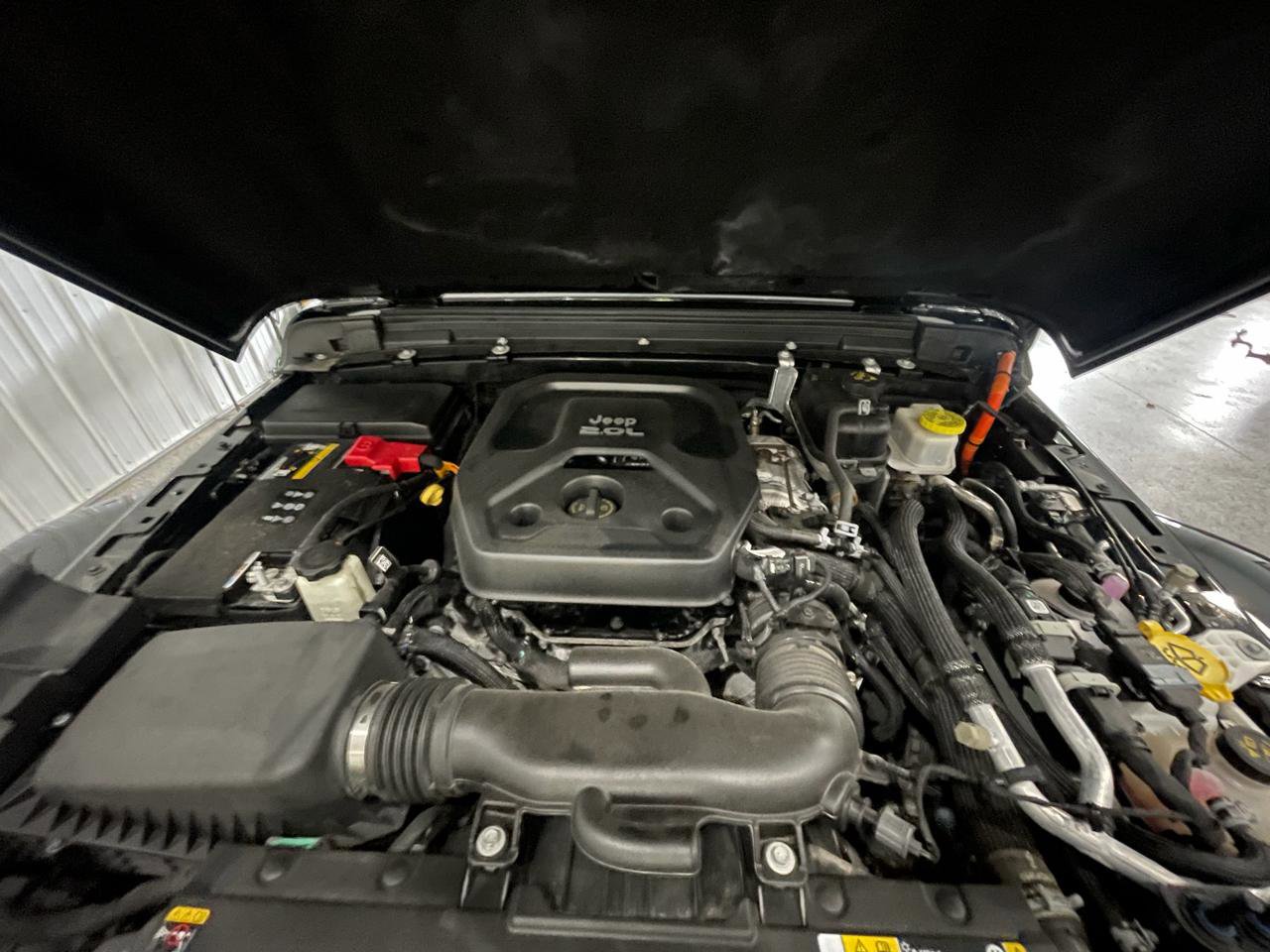 Used 2022 Jeep Wrangler Unlimited Sahara image 8