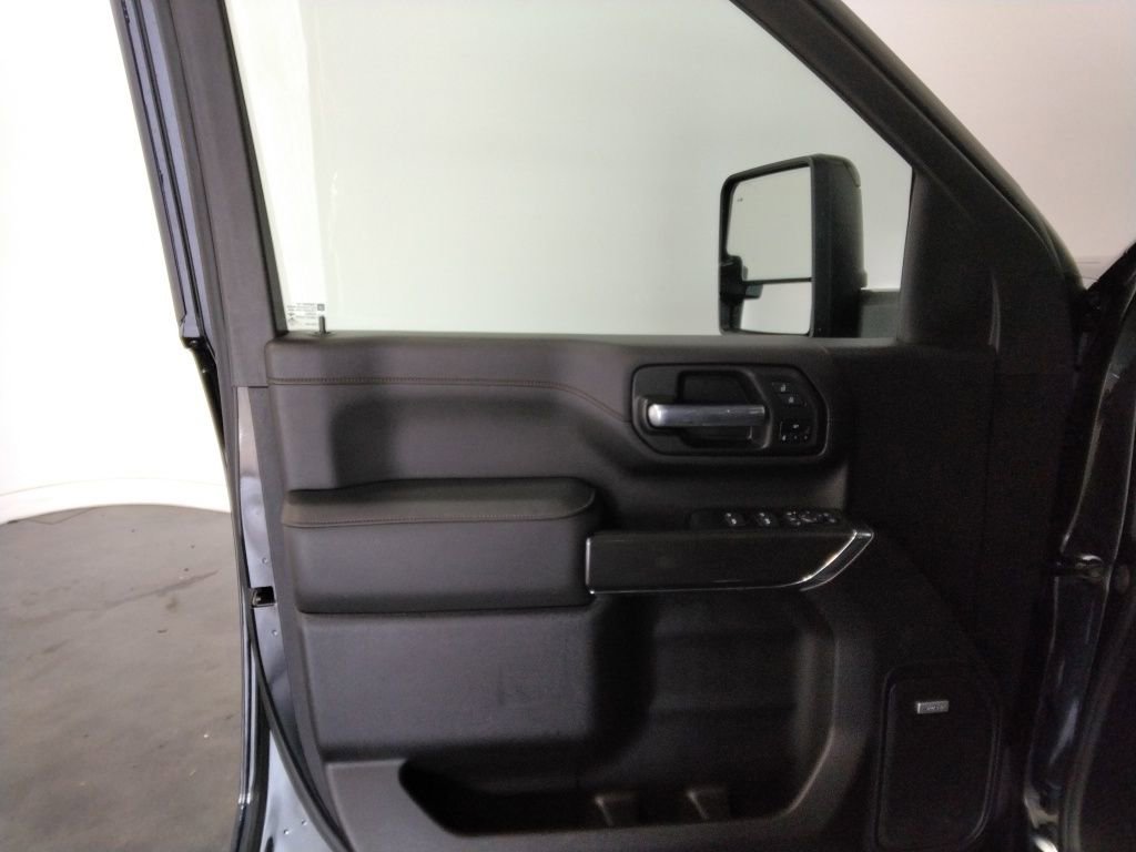 Used 2023 GMC Sierra 2500 AT4 w/ AT4 Preferred Package image 32