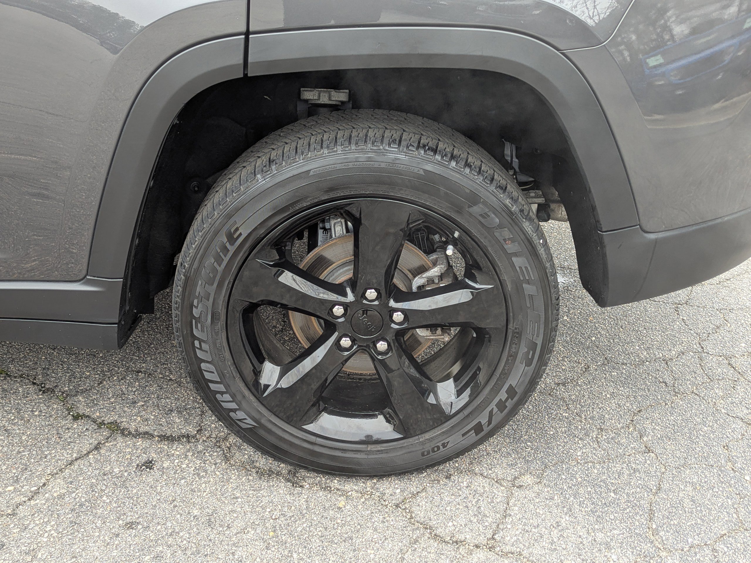 Certified 2023 Jeep Grand Cherokee Altitude image 30