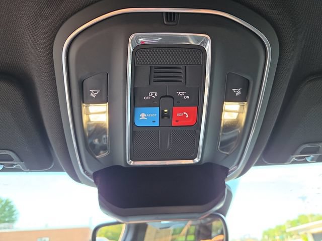 Used 2024 Jeep Grand Cherokee L Laredo w/ Trailer Tow Package AWD/4WD image 28