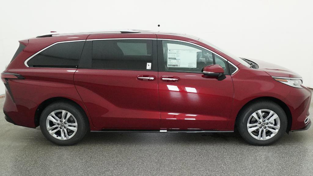 New 2026 Toyota Sienna Limited FWD image 14
