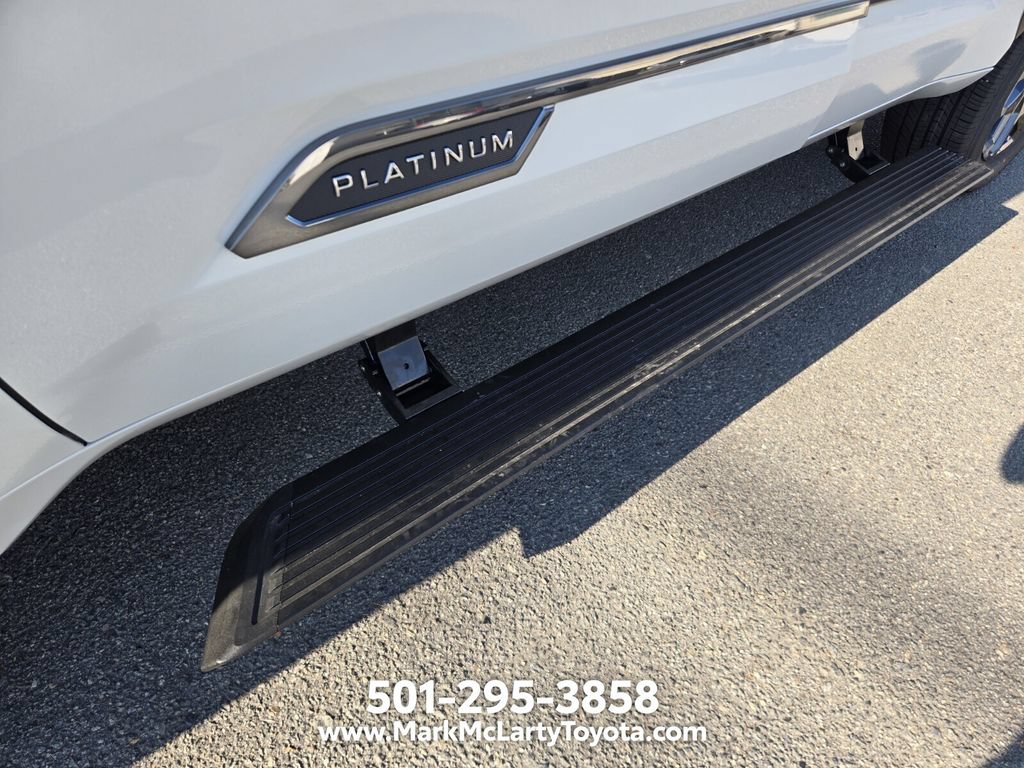 New 2026 Toyota Sequoia Platinum AWD/4WD image 7
