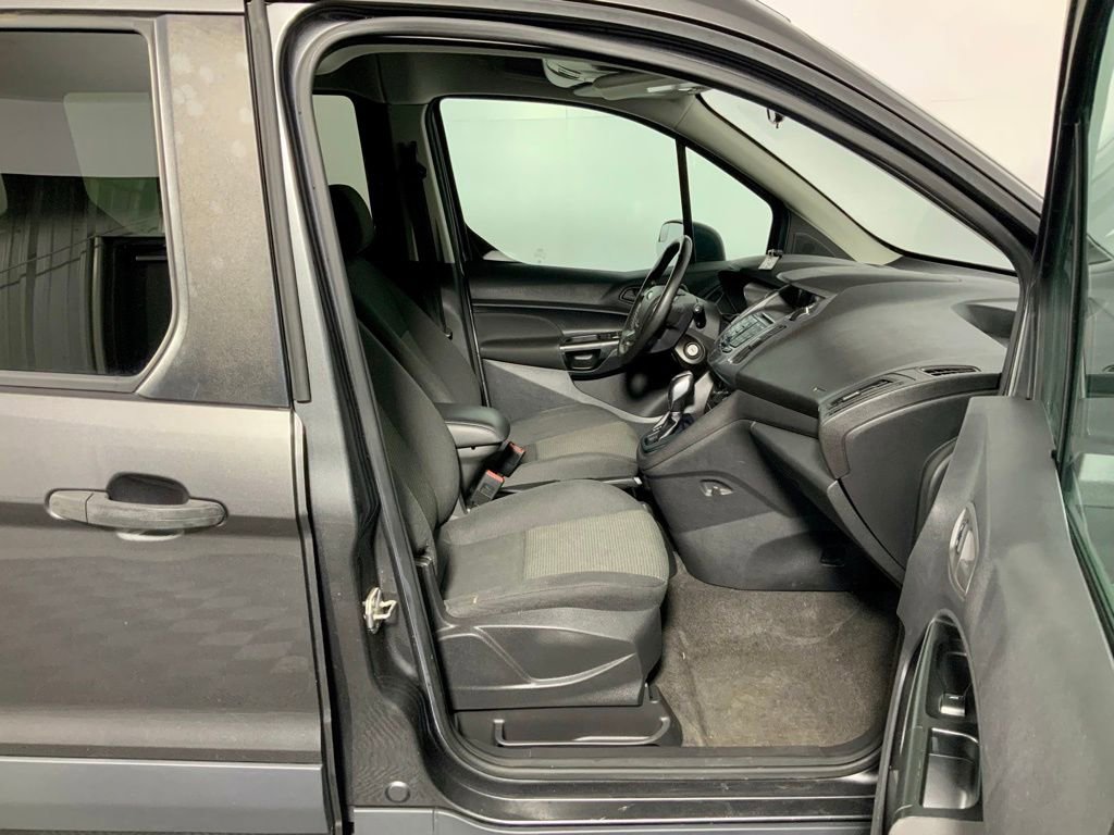 Used 2018 Ford Transit Connect XL image 34