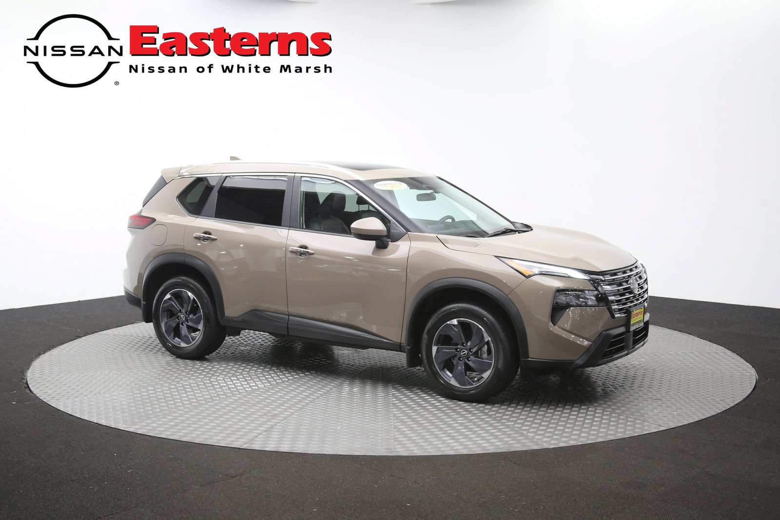 Used 2024 Nissan Rogue SV w/ SV Premium Package FWD image 47