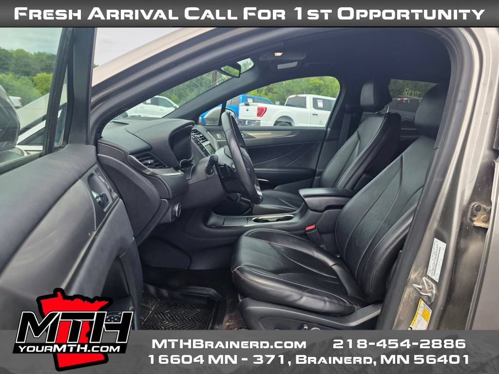 Used 2017 Lincoln MKC Premiere AWD/4WD image 9