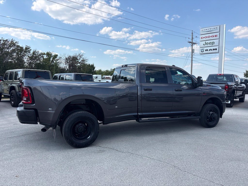 New 2027 RAM 3500 Tradesman AWD/4WD image 28