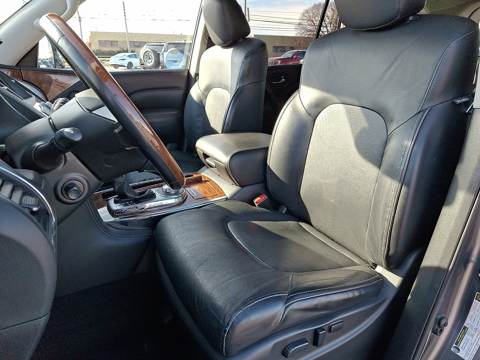 Used 2019 INFINITI QX80 Luxe image 15