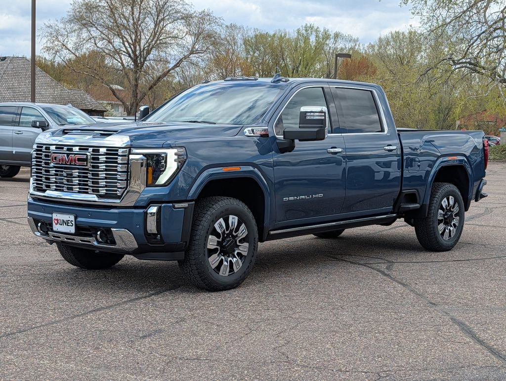New 2026 GMC Sierra 3500 Denali w/ Denali Reserve Package AWD/4WD image 5