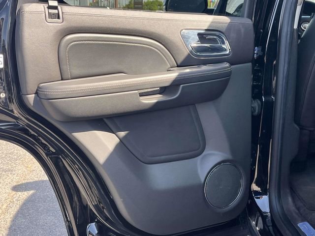 Used 2014 Cadillac Escalade Platinum image 18