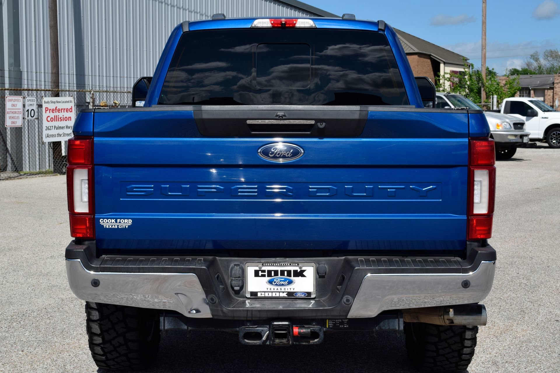Used 2022 Ford F250 Lariat w/ Lariat Ultimate Package AWD/4WD image 5