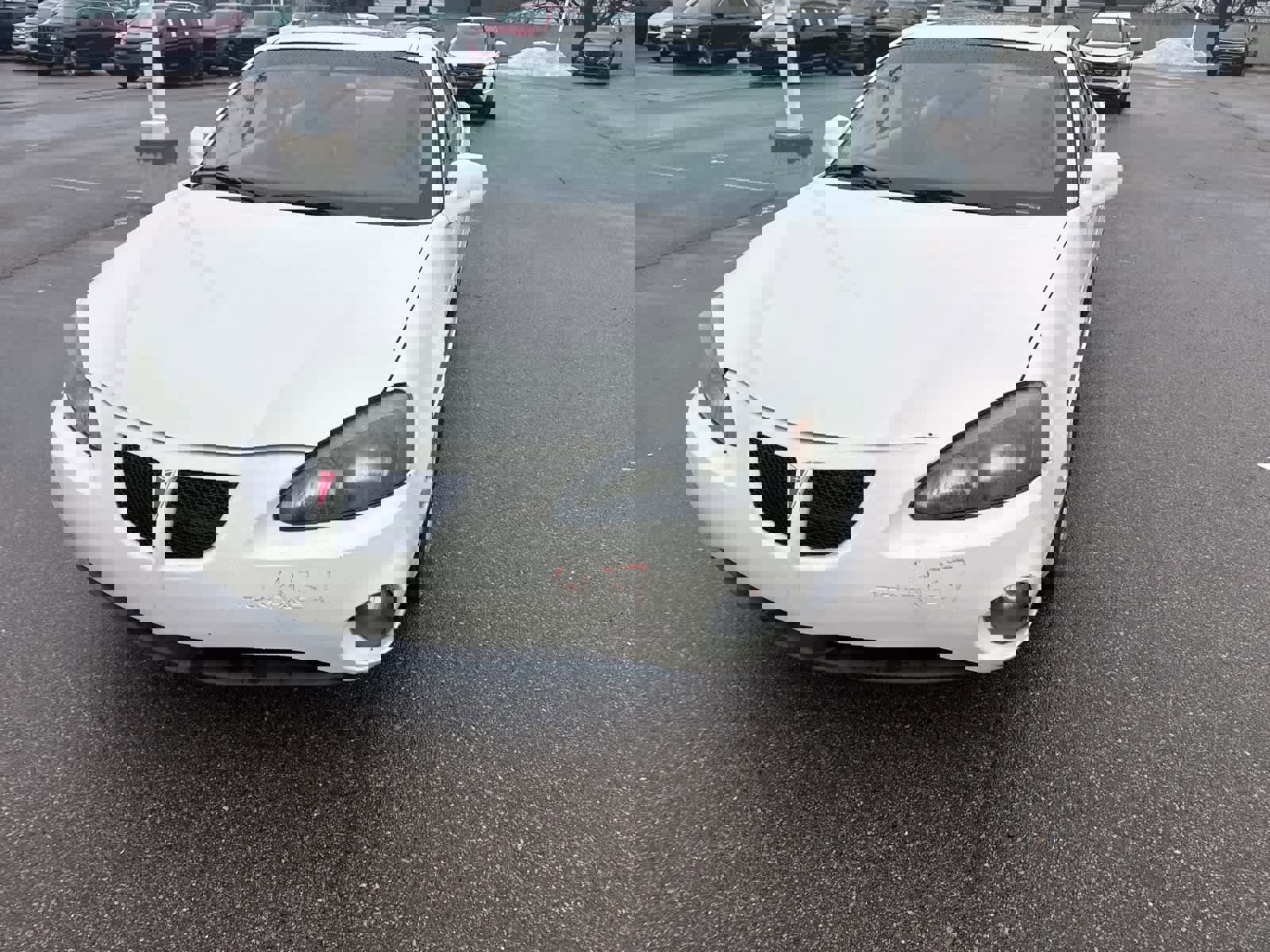 Used 2008 Pontiac Grand Prix w/ Premium Package image 3