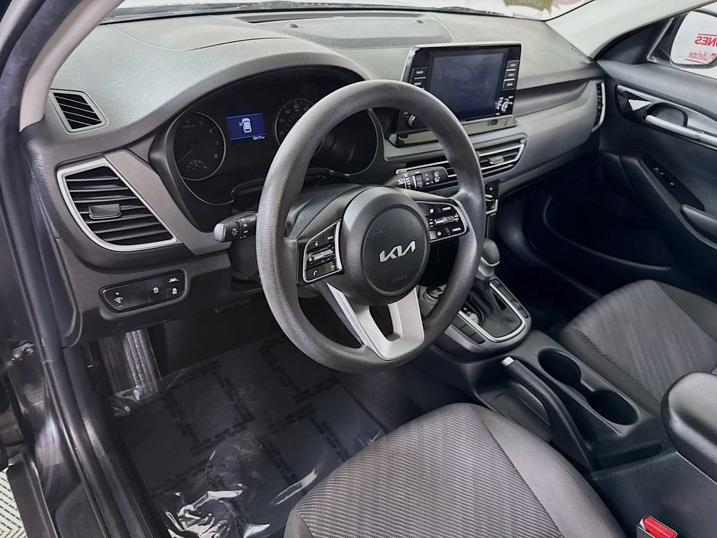 Certified 2023 Kia Seltos LX AWD/4WD image 18