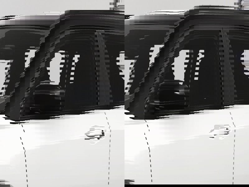 New 2024 Jeep Compass Latitude w/ Sun and Sound Group image 37