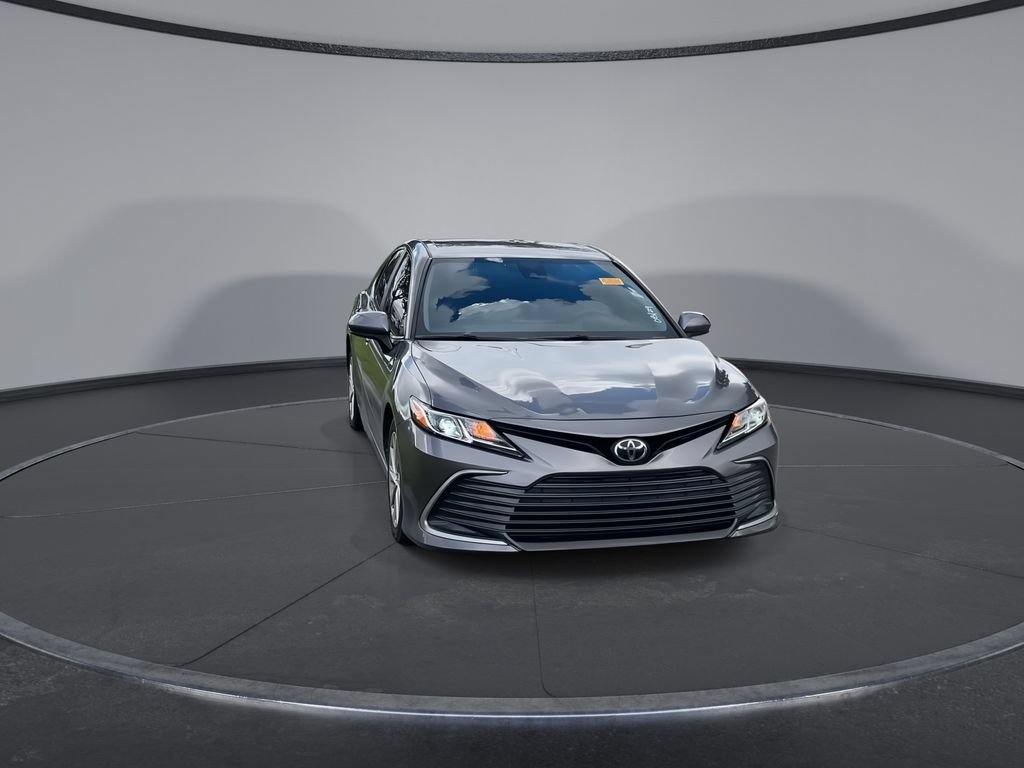 Used 2023 Toyota Camry LE FWD image 3